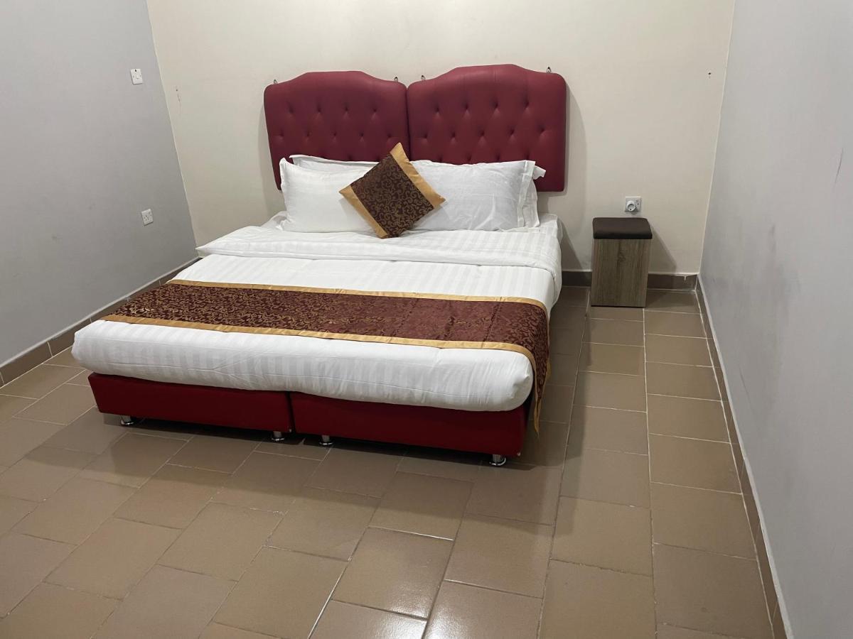 Old Town Apartment Акаба Екстер'єр фото